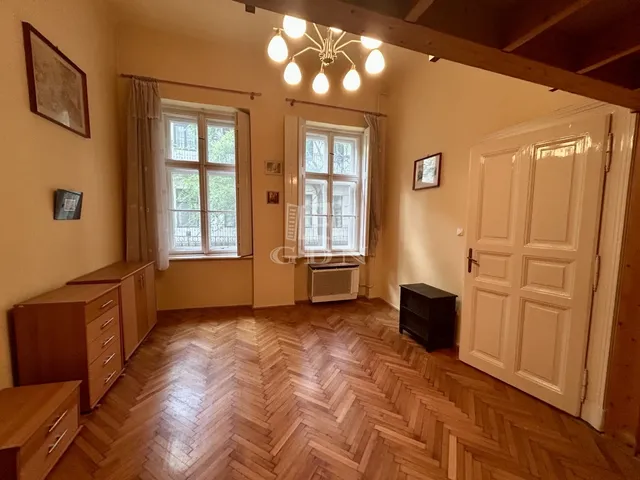 Eladó lakás Budapest VIII. kerület, Palotanegyed, Horánszky 64 nm