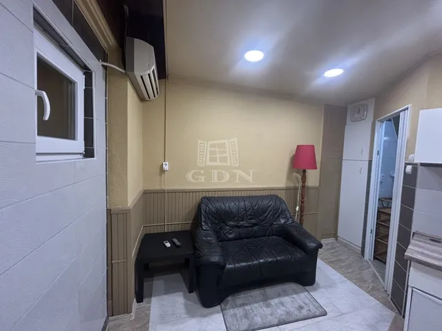 Eladó lakás Budapest VIII. kerület 13 nm