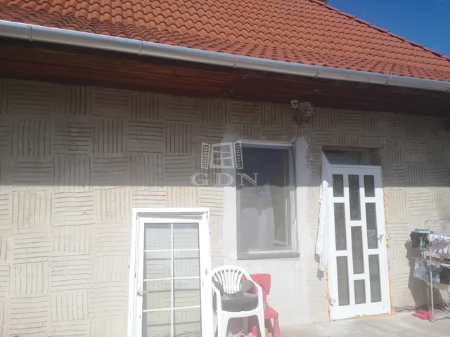 Eladó ház Dabas, Gyón 292 nm