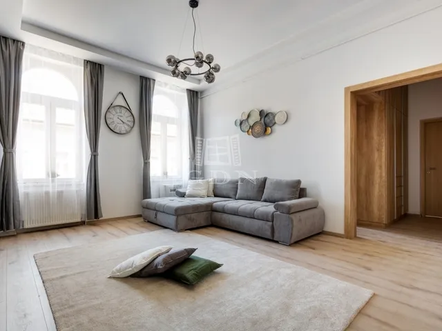 Eladó lakás Budapest VII. kerület, Dózsa György út 68 nm