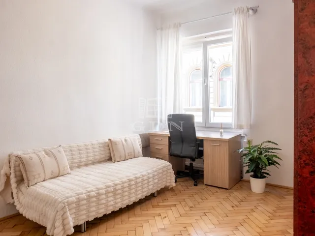 Eladó lakás Budapest VIII. kerület, Corvin negyed, Vajdahunyad 66 nm