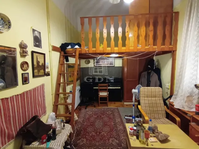 Eladó lakás Budapest VI. kerület 50 nm