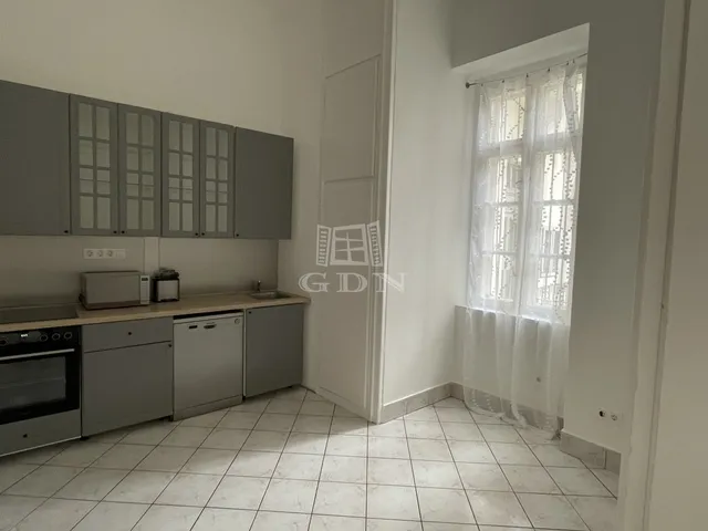 Eladó lakás Budapest V. kerület, Belváros 56 nm