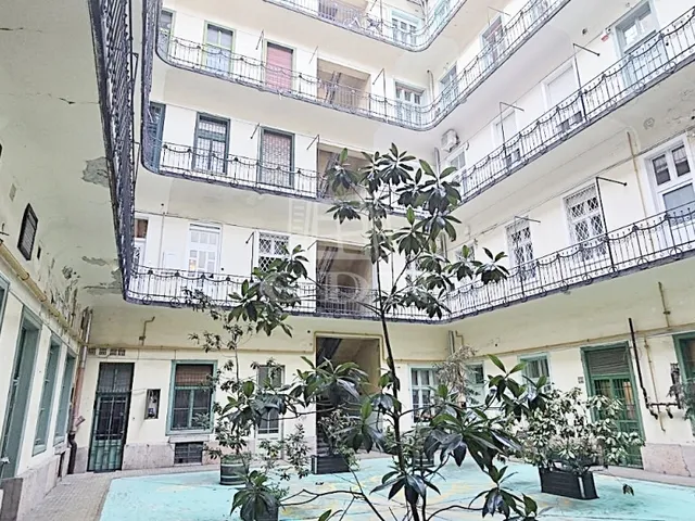 Eladó lakás Budapest VI. kerület 91 nm