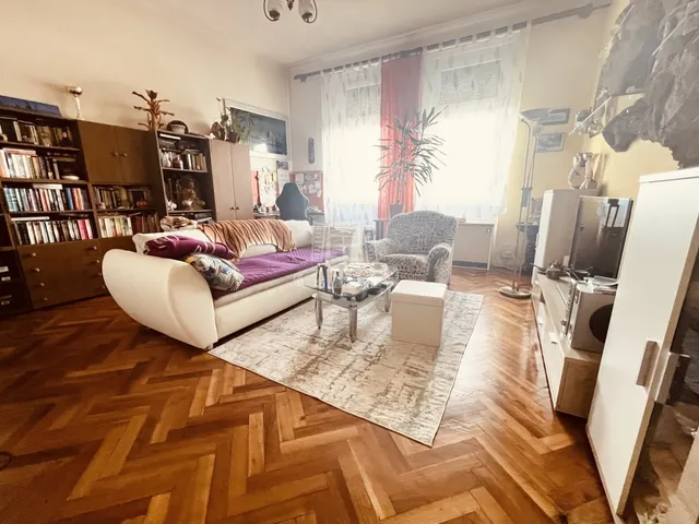 Eladó lakás Budapest VIII. kerület 70 nm