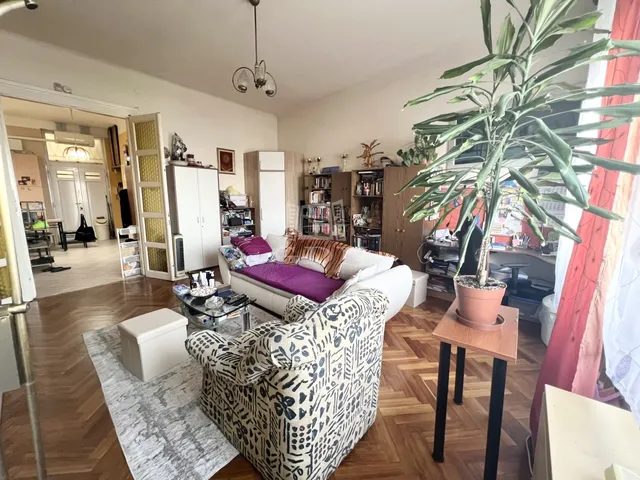 Eladó lakás Budapest VIII. kerület 70 nm