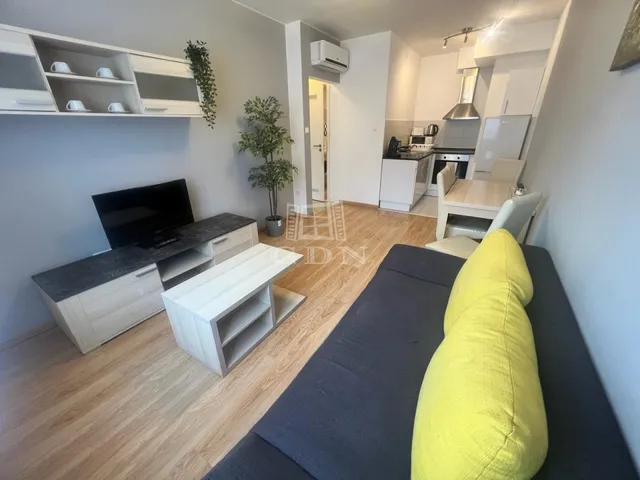 Eladó lakás Budapest VIII. kerület, Corvin negyed 37 nm