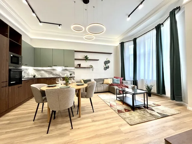 Eladó lakás Budapest VII. kerület, Belső-Erzsébetváros, Erzsébet krt 88 nm