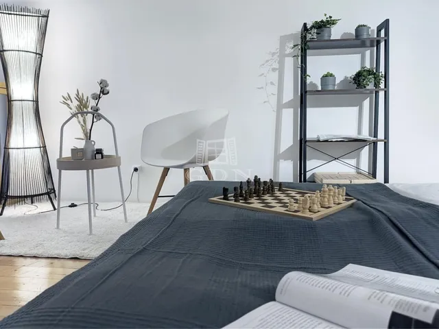 Eladó lakás Budapest VI. kerület, Nagykörúton kívüli terület, Eötvös 34 nm