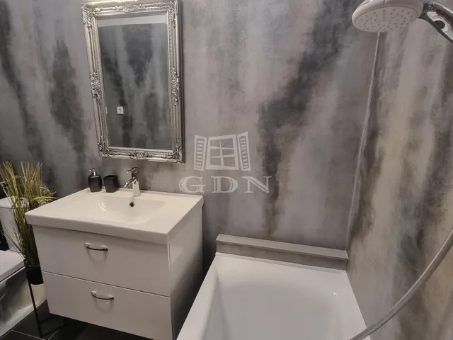 Eladó lakás Budapest I. kerület 28 nm