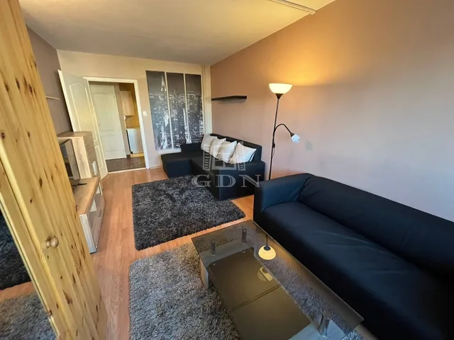 Eladó lakás Budapest III. kerület, Szentendrei út 52 nm