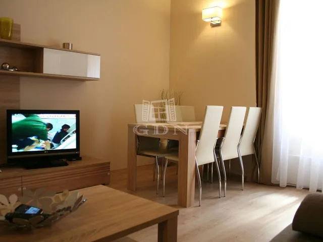 Eladó lakás Budapest VI. kerület, Nagykörúton kívüli terület 45 nm