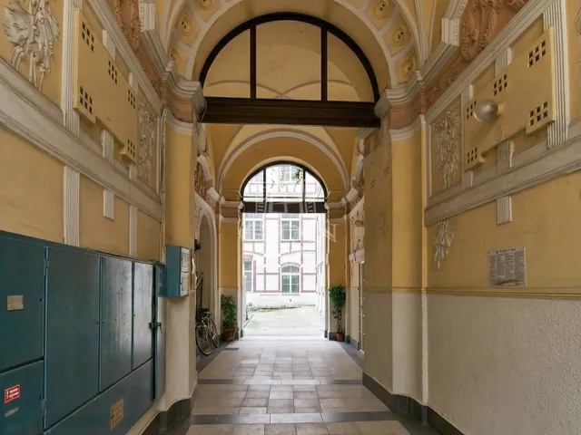 Eladó lakás Budapest VI. kerület 103 nm