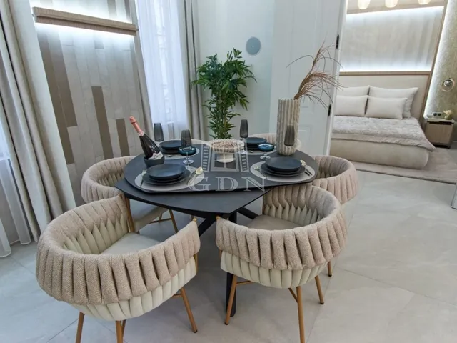 Eladó lakás Budapest VI. kerület 103 nm