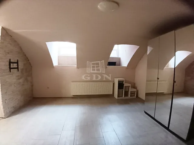 Eladó lakás Budapest VIII. kerület 69 nm