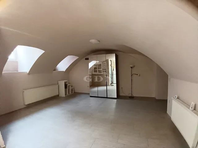 Eladó lakás Budapest VIII. kerület 69 nm