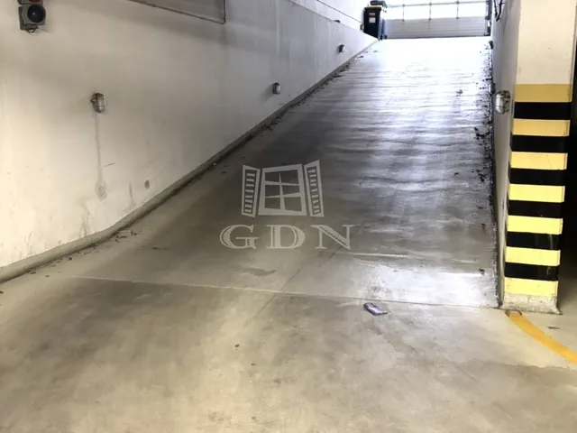 Eladó garázs Budapest IX. kerület, Rehabilitációs terület IX. ker. 12 nm