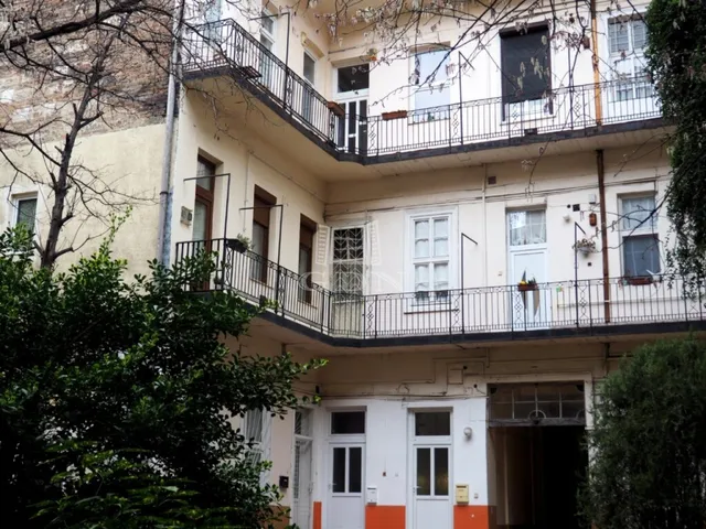 Eladó lakás Budapest VIII. kerület 95 nm