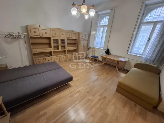 Eladó lakás Budapest VII. kerület 65 nm