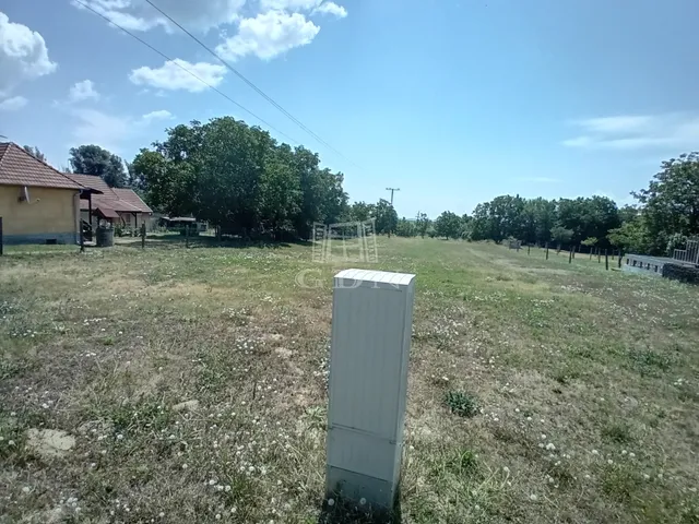 Eladó telek Szigliget 1555 nm