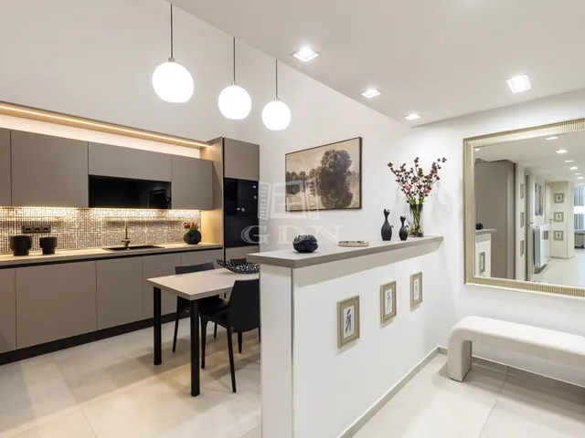 Eladó lakás Budapest VI. kerület 106 nm