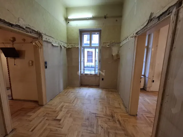 Eladó lakás Budapest VII. kerület, Erzsébet körút 50 nm