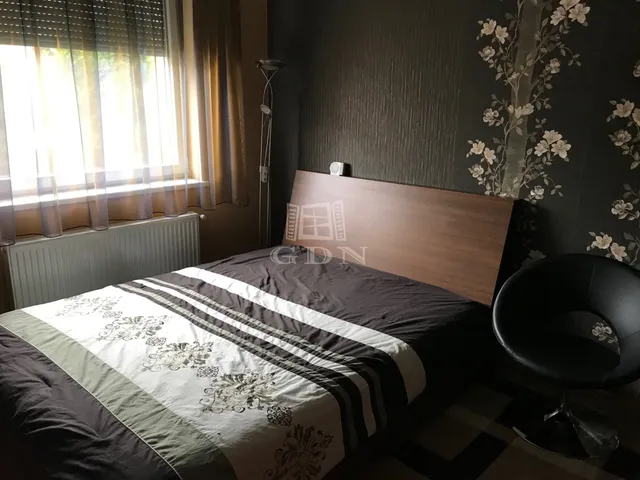 Eladó lakás Budapest XV. kerület, Eötvös utca 43 nm