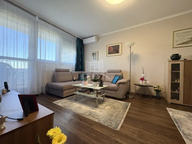 Eladó lakás Budapest III. kerület, Békásmegyer 50 nm