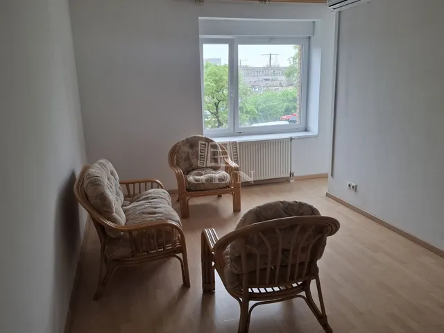 Eladó lakás Budapest VI. kerület 43 nm