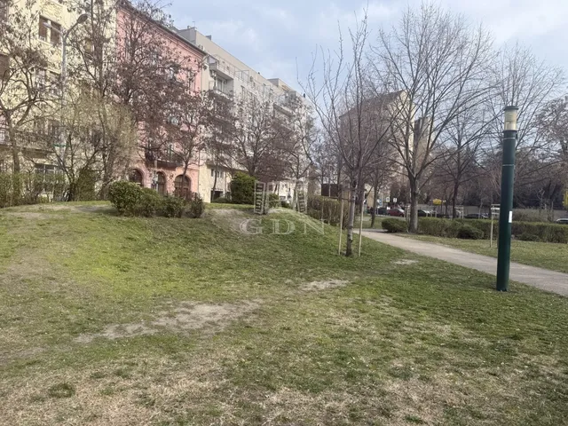 Eladó lakás Budapest VIII. kerület 10 nm