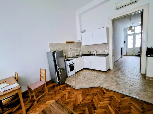 Eladó lakás Budapest VI. kerület, Nagykörúton kívüli terület, Szív utca 53 nm