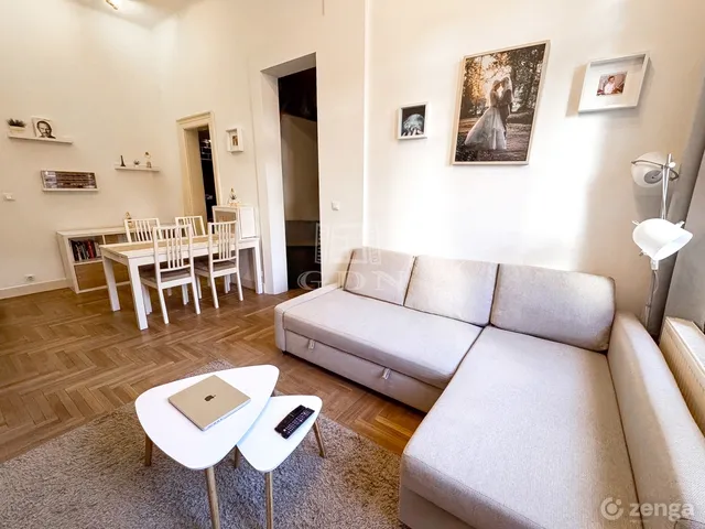 Eladó lakás Budapest VIII. kerület, Népszínháznegyed, Rákóczi út 71 nm