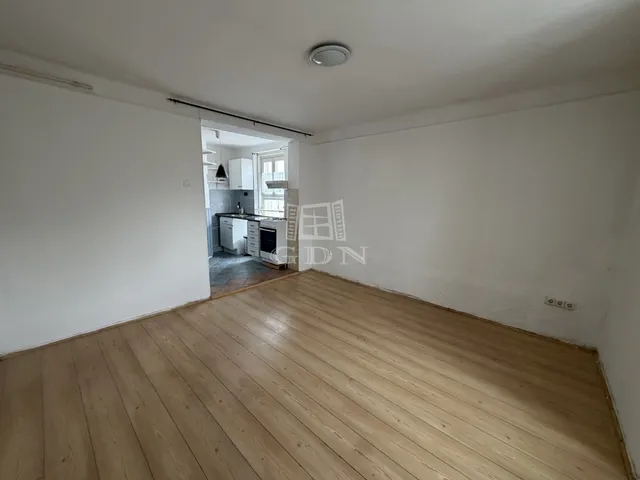 Eladó lakás Budapest XV. kerület 27 nm