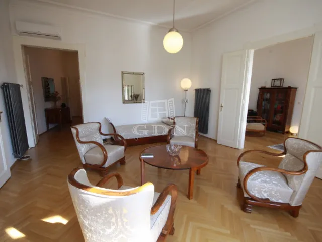 Eladó lakás Budapest V. kerület, Belváros 146 nm
