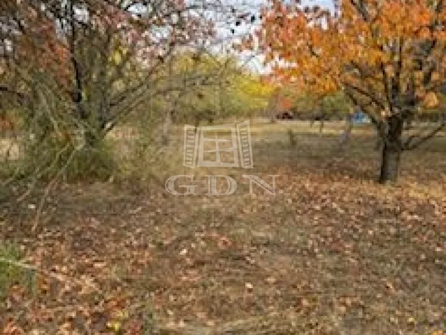 Eladó üdülő és hétvégi ház Vál 30 nm