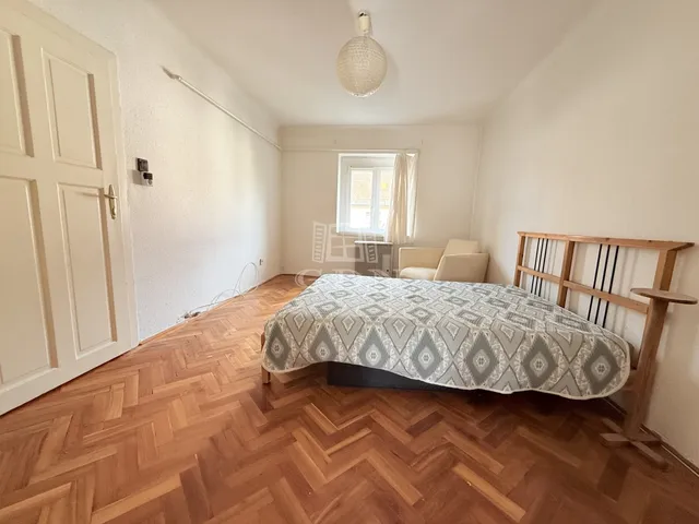 Eladó lakás Budapest VIII. kerület 77 nm