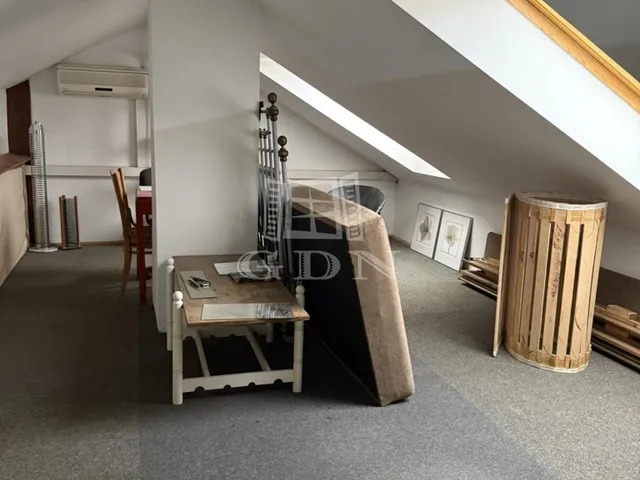 Eladó lakás Budapest I. kerület 74 nm