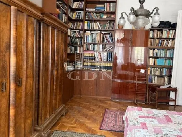 Eladó lakás Budapest XI. kerület, Szentimreváros 254 nm