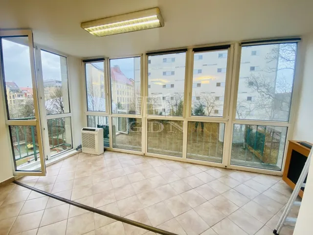 Kiadó lakás Budapest III. kerület 113 nm