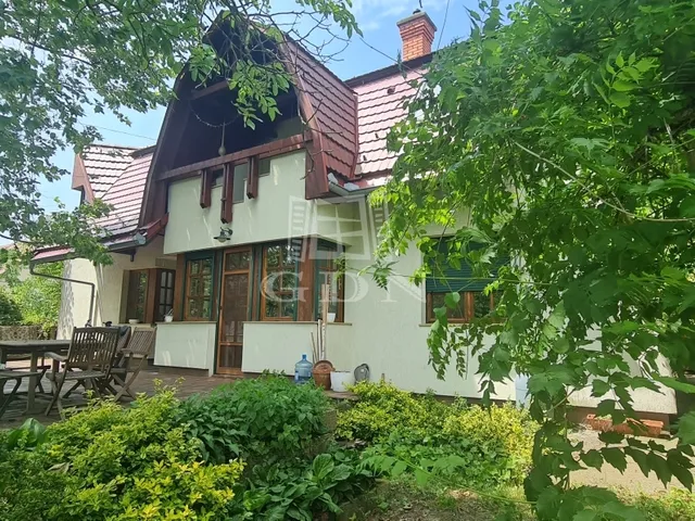 Eladó ház Sződliget 170 nm