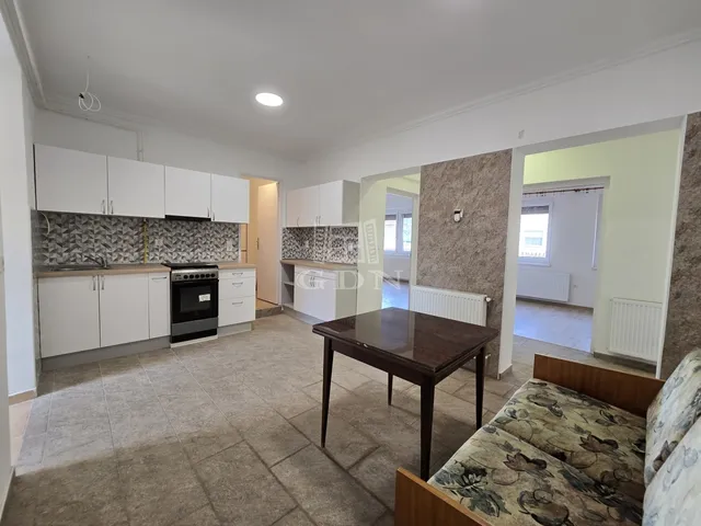 Eladó lakás Budapest XVII. kerület 106 nm