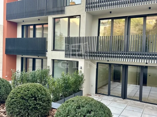 Eladó lakás Budapest II. kerület 138 nm