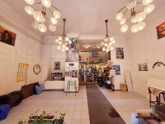 Eladó kereskedelmi és ipari ingatlan Budapest VI. kerület 200 nm
