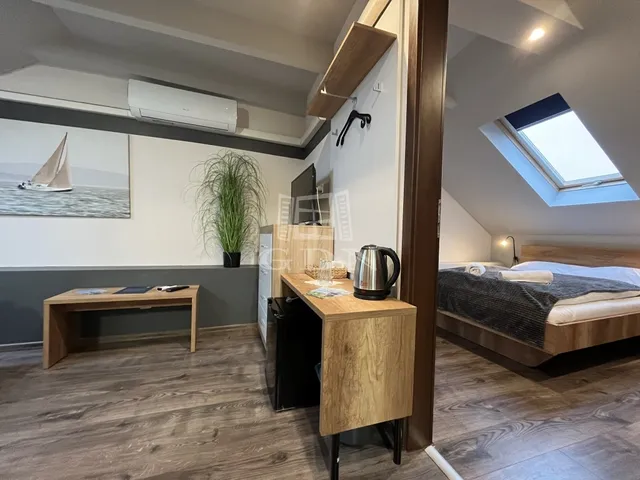 Eladó kereskedelmi és ipari ingatlan Siófok, Belváros 330 nm