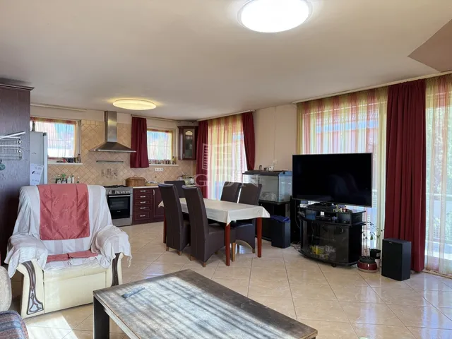 Eladó ház Budapest XVI. kerület, Árpádföld 139 nm