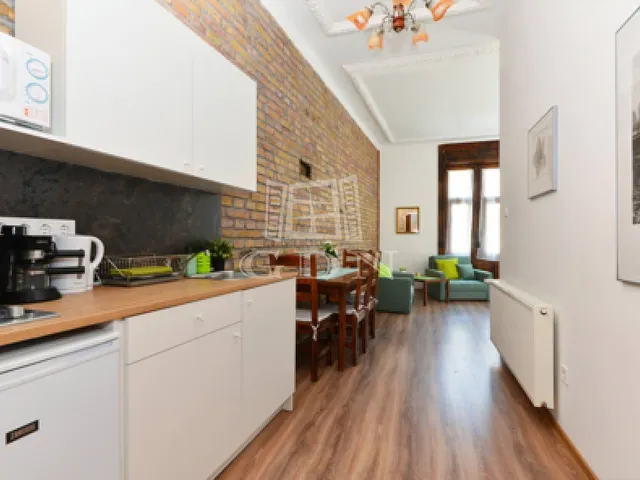 Eladó lakás Budapest VIII. kerület 156 nm