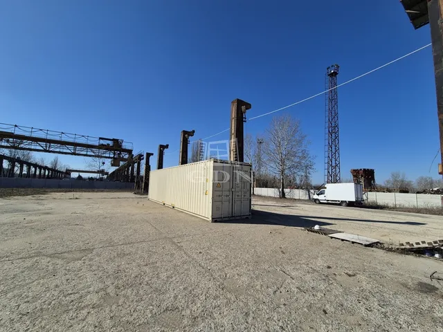 Eladó kereskedelmi és ipari ingatlan Budapest X. kerület 5339 nm