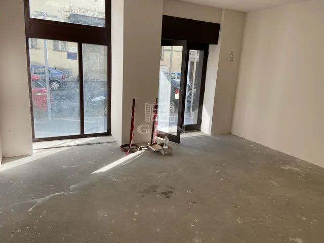 Eladó kereskedelmi és ipari ingatlan Budapest VII. kerület 50 nm