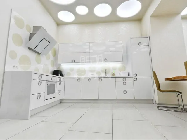 Eladó lakás Budapest V. kerület 128 nm