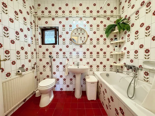 Eladó üdülő és hétvégi ház Balatonfüred 190 nm